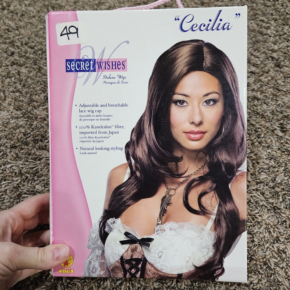 Secret Wishes "Cecilia" Deluxe Costume Wig